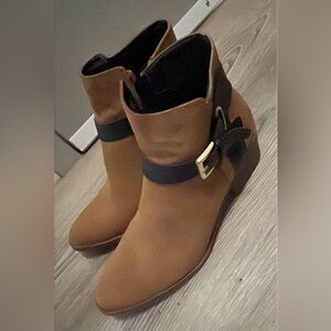Women’s casual boots